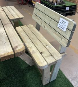 Rugleuning t.b.v. picknicktafel